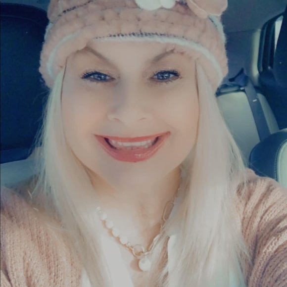 Meet your Posher, Kristi - Picture 4 of 6